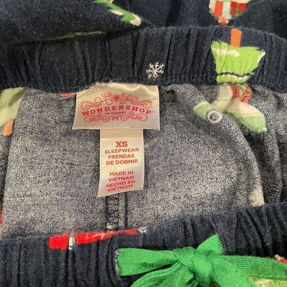 Wondershop Christmas Pajama Pants Size XS - Picture 3 of 3